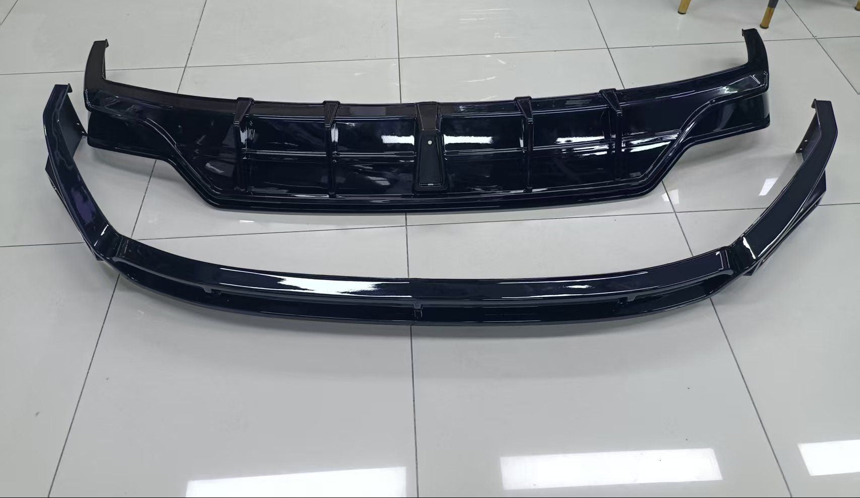 Jaecoo J7 Black Sports Body Kit - Front and Rear  Bumper (PETROL VARIANT ONLY)